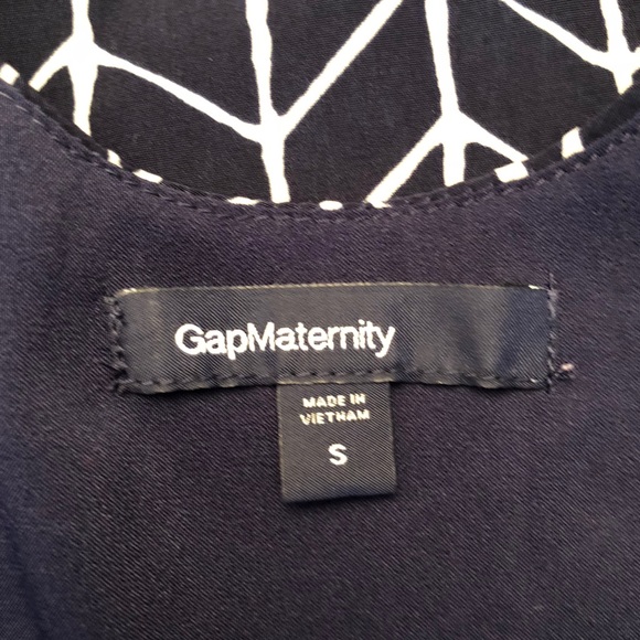 Gap Maternity Dress - Picture 4 of 4